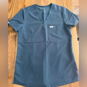 Figs scrub top Catarina dark harbor XS